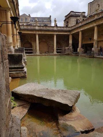 Bath_17_18.jpg