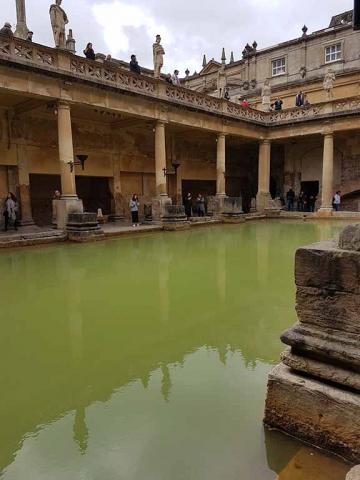 Bath_17_19.jpg