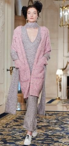 Chanel_16_17A52.fashionImg.look-sheet.hi_%282%29.jpg