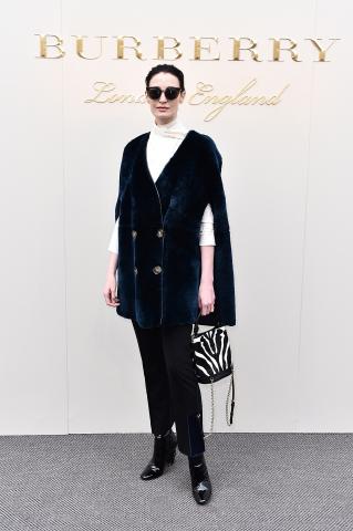 Erin_O%60Connor_wearing_Burberry_at_the_Burberry_Womenswear_February_2016_Show.jpg