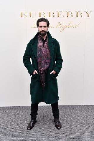 Jack_Guinness_wearing_Burberry_at_the_Burberry_Womenswear_February_2016_Show.jpg